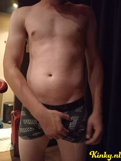 daniel-escort-via-kinky-6850376343e4b9001386f8c0