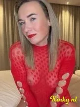 larissa-virtual-sex-via-kinky-69788e8186b1a50012feff28