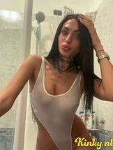 rebecca-escort-via-kinky-69009ec50e66ef00137b3fdf