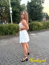 roxana-escort-via-kinky-6880c5c93cd0cf00131d0d72