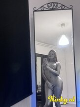 dania-prive-ontvangst-via-kinky-6863b13b3cd0cf00131cdefd