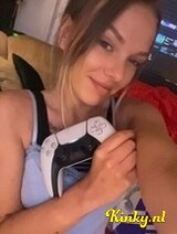 Jamilla - Leer deze geile blonde milf kennen