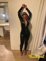 mistress-katerine-bdsm-via-kinky-69412b0ad3137d0013bc0729