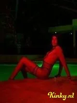 Lena - Sexy jonge shemale 