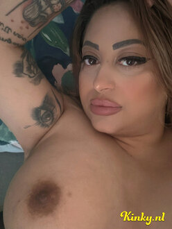 ariana-escort-via-kinky-6890d4cb29a227001361427d