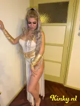 mona-escort-via-kinky-69c1f9af115d15001285b909