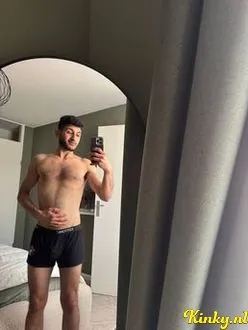 yus-escort-via-kinky-68cc872b4884f30013e8963c