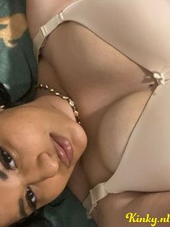 ginaa-prive-ontvangst-via-kinky-6909f64c2ae1c7001222f1d1