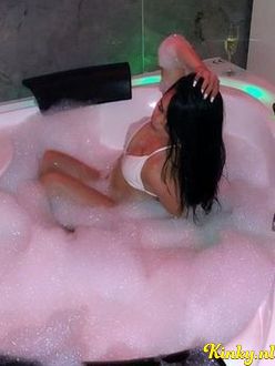 ella-prive-ontvangst-via-kinky-68d193dff6c6eb0013e5e444