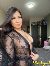 emiliana-escort-via-kinky-690386bc32844c0013f62e7d