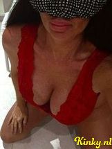 vanessa-virtual-sex-via-kinky-691d7a365a625a00138ae7c2