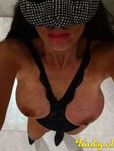 fleur-virtual-sex-via-kinky-69164be1aef88e0013c9c532