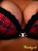 noa-virtual-sex-via-kinky-6985d7429e0e47001343968d