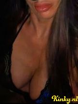 roxsanne-virtual-sex-via-kinky-69257a332ae1c70012231d00