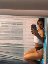Annee - New party girl