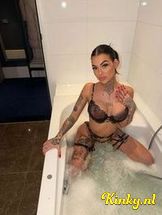 liora-escort-via-kinky-697754bc72525600137defeb