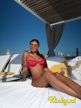 Paris - New English speaking classy Latina