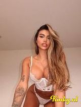 Paris - New English speaking classy Latina