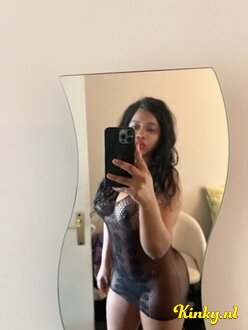 jade-virtual-sex-via-kinky-686be0a331f4b00013ba69ed