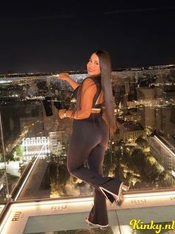 valentina-prive-ontvangst-via-kinky-68e6ba48f6c6eb0013e5fed7
