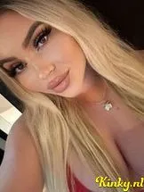 victoria-prive-ontvangst-via-kinky-68f23dc832844c0013f60e0e