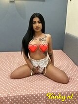 Kim - The Queen blowjob 