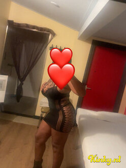 els-erotische-massage-via-kinky-688e92221b6c4a00137aa07a