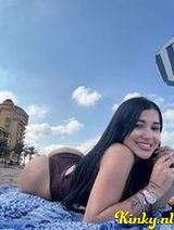 Elif - party girl