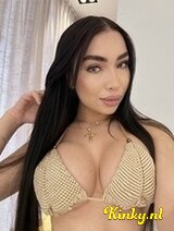 Samantha - Beautiful Colombian a few days in the city