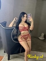 Samantha - Beautiful Colombian a few days in the city