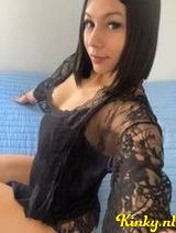 Victoria - A sexy and curious girl, new to NL.