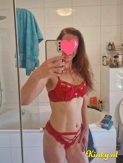 esmee-escort-via-kinky-68878fb83cd0cf00131d16d2