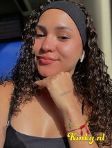 zoe-virtual-sex-via-kinky-6879005143e4b90013873d00