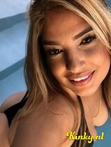 Camila - I have GF for trio, love licking New Girls in town