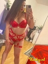 selena-escort-via-kinky-688f8c4c1b6c4a00137aa11a