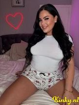 badbunnyc-virtual-sex-via-kinky-6911fa6b32844c0013f64565