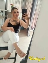 eveina-escort-via-kinky-6880e2503cd0cf00131d0dbf