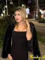 Luna - New party girl, videocall verification