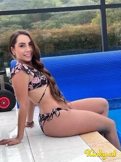 valentina-prive-ontvangst-via-kinky-6879a04943e4b90013873e04