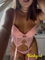Katherine - Adolescente safada louca por sexo 