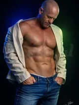 Justin - XL Genot met een Gespierde body