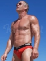 Justin - XL Genot met een Gespierde body