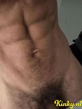elias-escort-via-kinky-68c41cfec6c1e00013da82ad