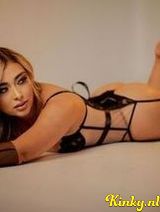 Nia - best blowjob / party / trio