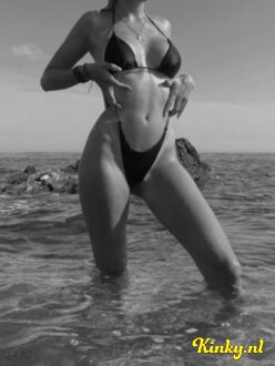 bella-escort-via-kinky-689b063b1e6b270013806a44
