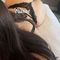 nisrine-prive-ontvangst-via-kinky-68ef46d3b6e47100131604b7