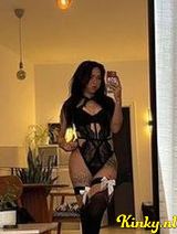 Victoria - BELLA TS BRAZILIË VOO DE EERSTE KEER IN ROTTERDAM