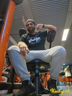 carlos-erotische-massage-via-kinky-68808bc331f4b00013ba8dfc