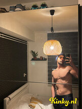 daan-erotische-massage-via-kinky-6880c9564783f70013b15247