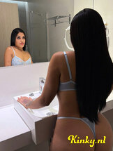 amira-prive-ontvangst-via-kinky-688237419e10cc001344c88e